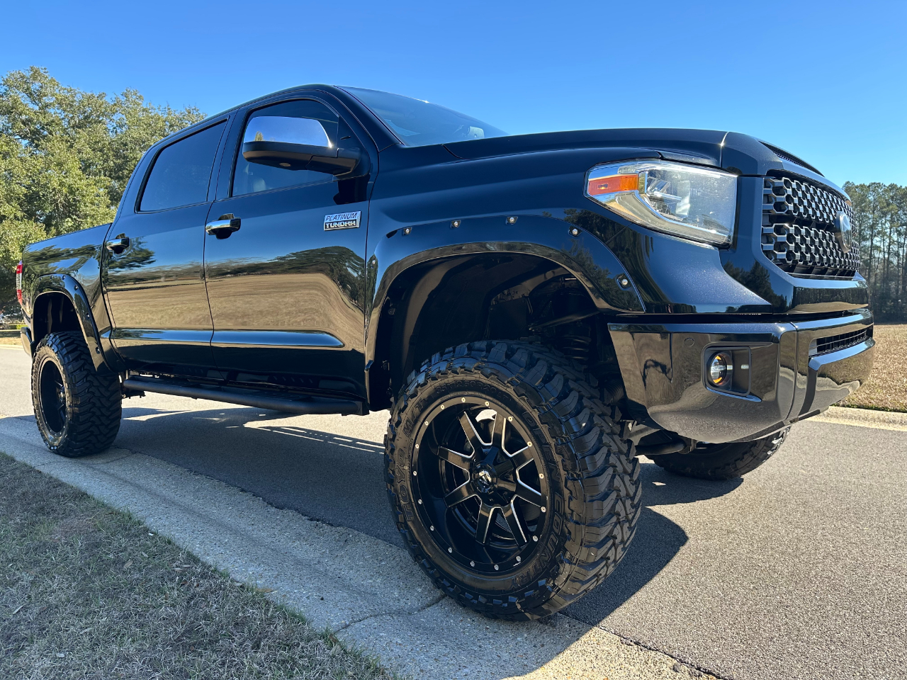 Toyota Tundra 4WD Platinum CrewMax 5.5' Bed 5.7L (Natl) 2020