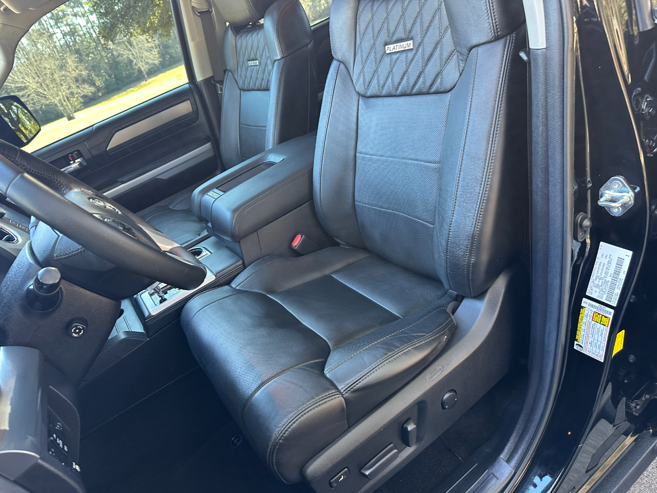 Toyota Tundra 4WD Platinum CrewMax 5.5' Bed 5.7L (Natl) 2020