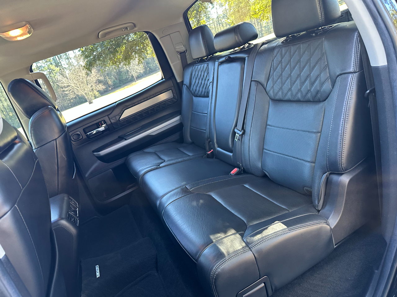 Toyota Tundra 4WD Platinum CrewMax 5.5' Bed 5.7L (Natl) 2020