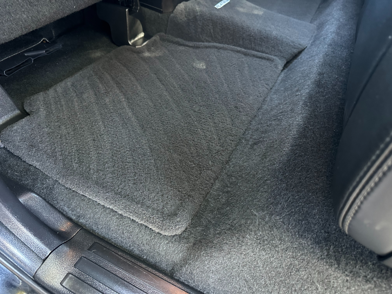 Toyota Tundra 4WD Platinum CrewMax 5.5' Bed 5.7L (Natl) 2020