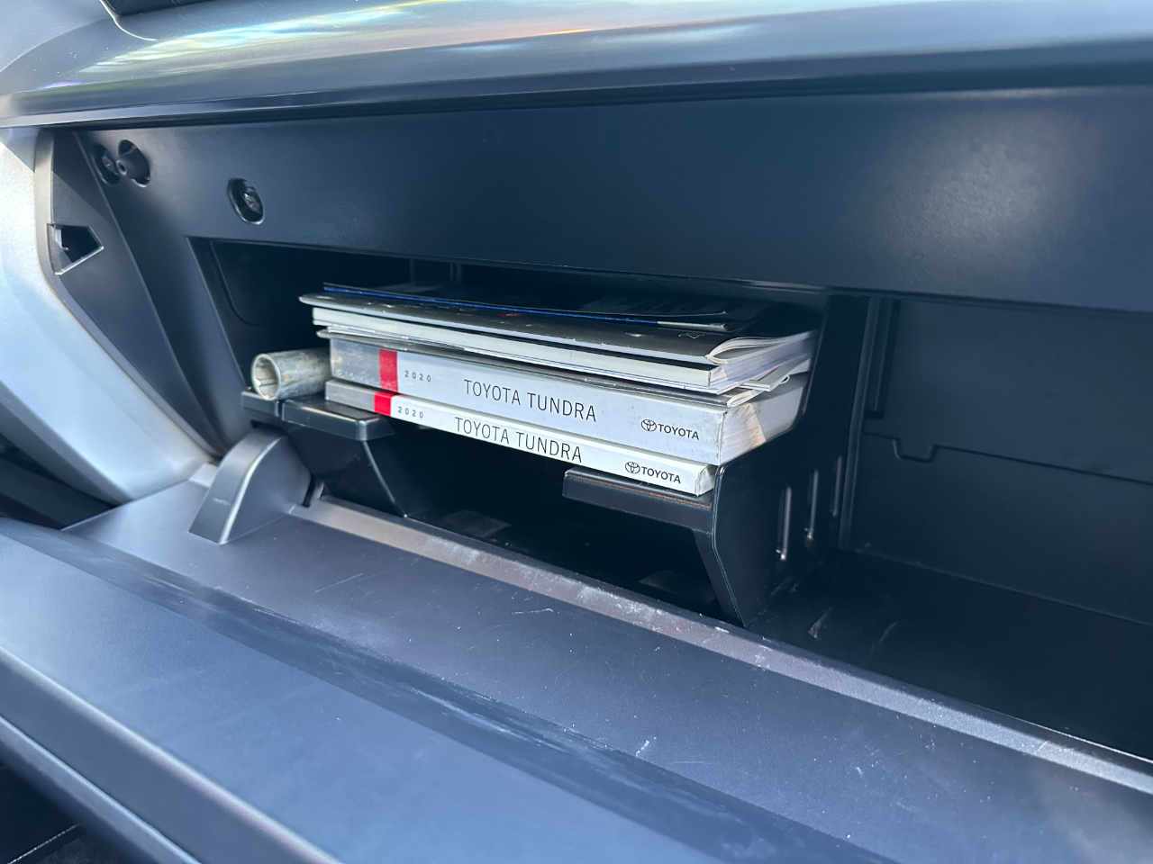 Toyota Tundra 4WD Platinum CrewMax 5.5' Bed 5.7L (Natl) 2020