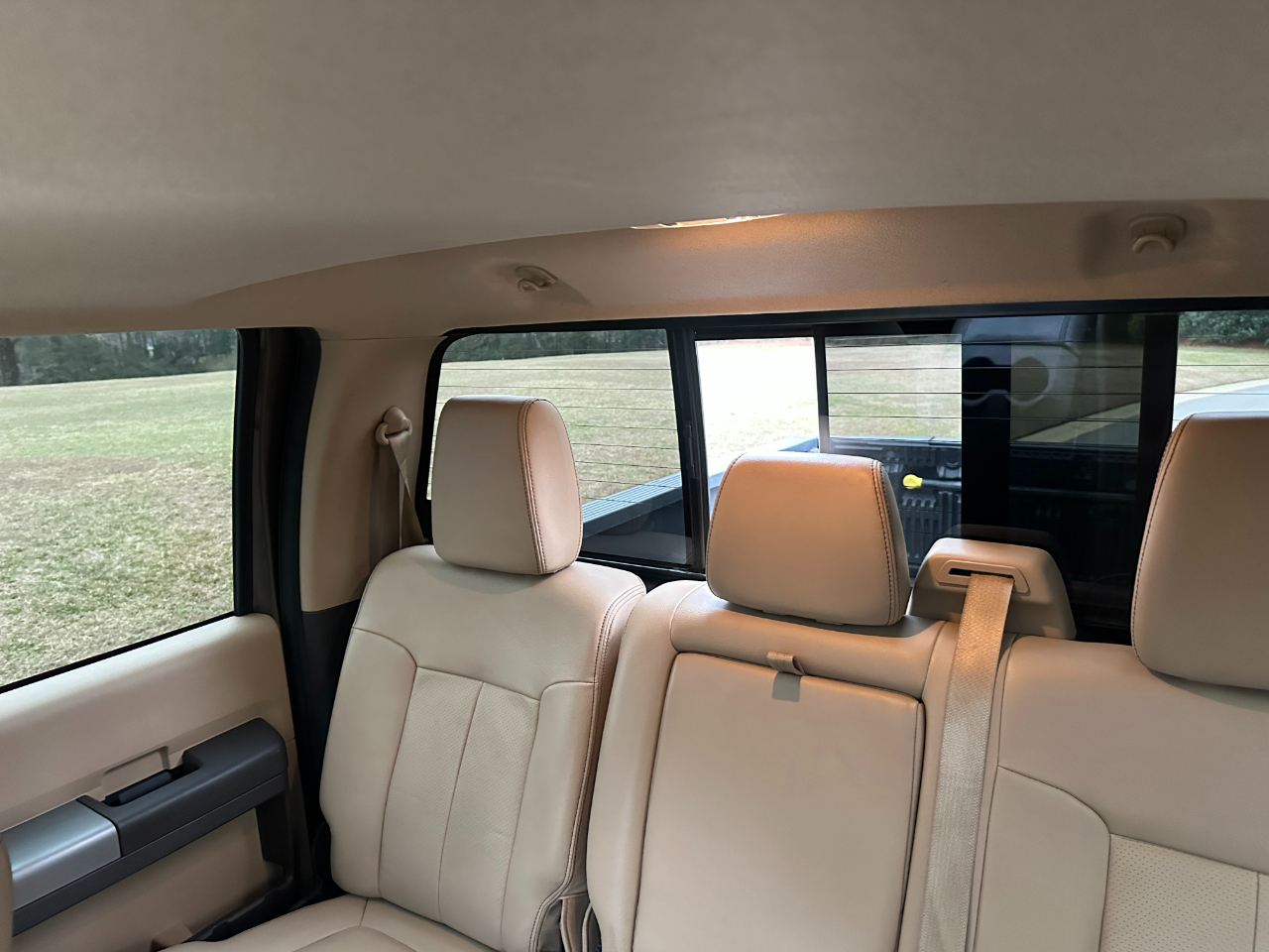 Ford Super Duty F-250 SRW 4WD Crew Cab 156" Lariat 2016