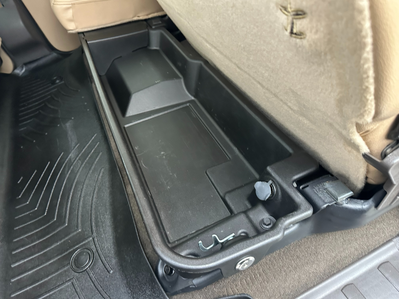 Ford Super Duty F-250 SRW 4WD Crew Cab 156" Lariat 2016