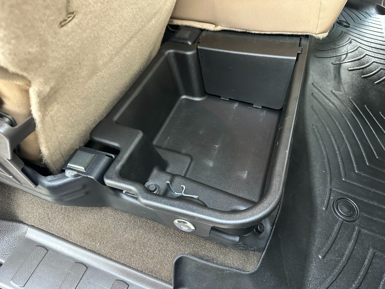 Ford Super Duty F-250 SRW 4WD Crew Cab 156" Lariat 2016