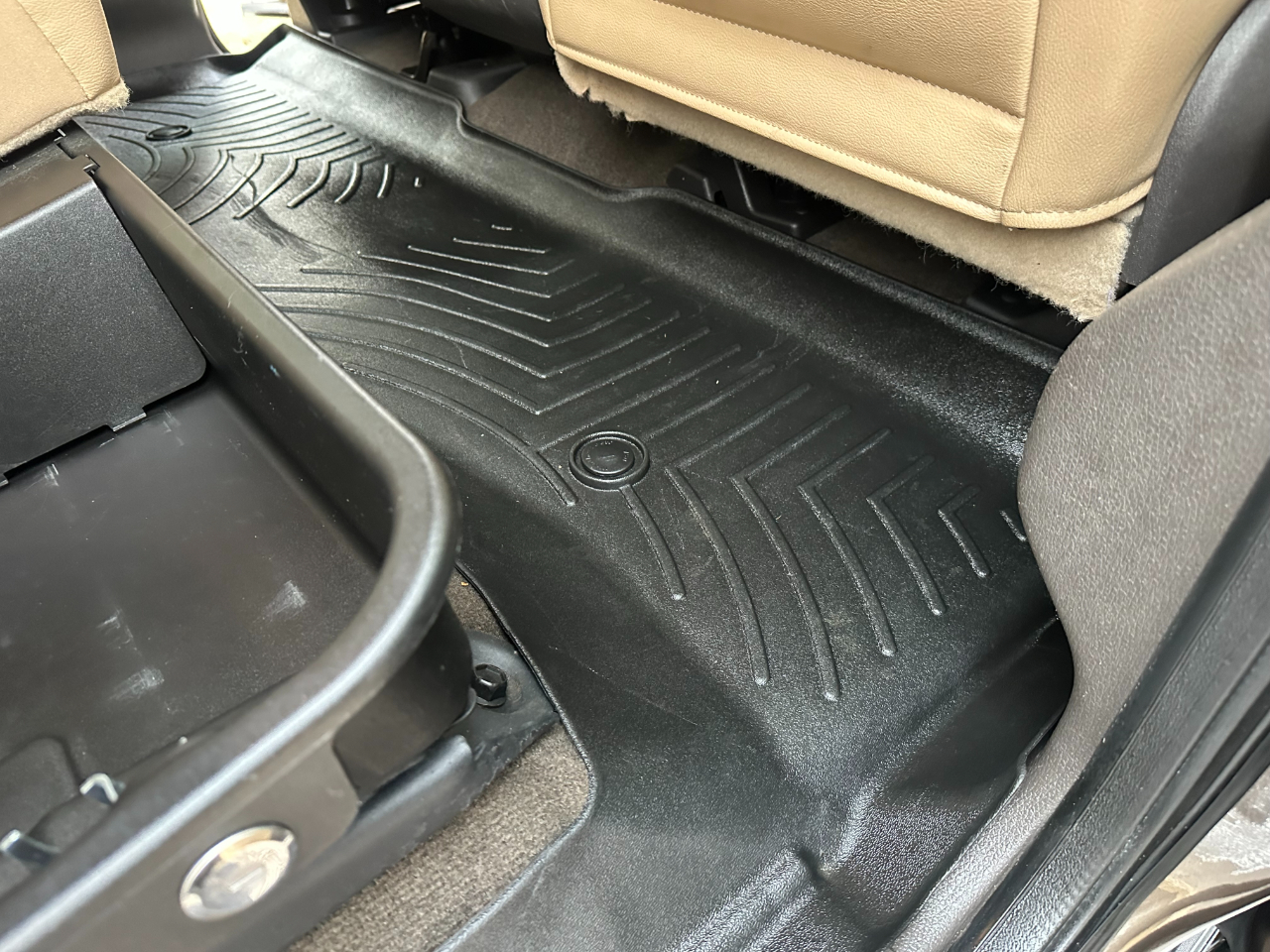 Ford Super Duty F-250 SRW 4WD Crew Cab 156" Lariat 2016