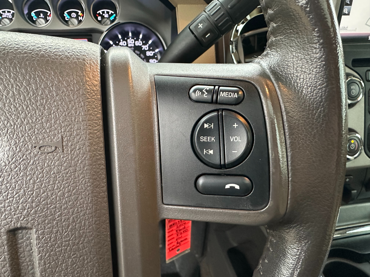 Ford Super Duty F-250 SRW 4WD Crew Cab 156" Lariat 2016