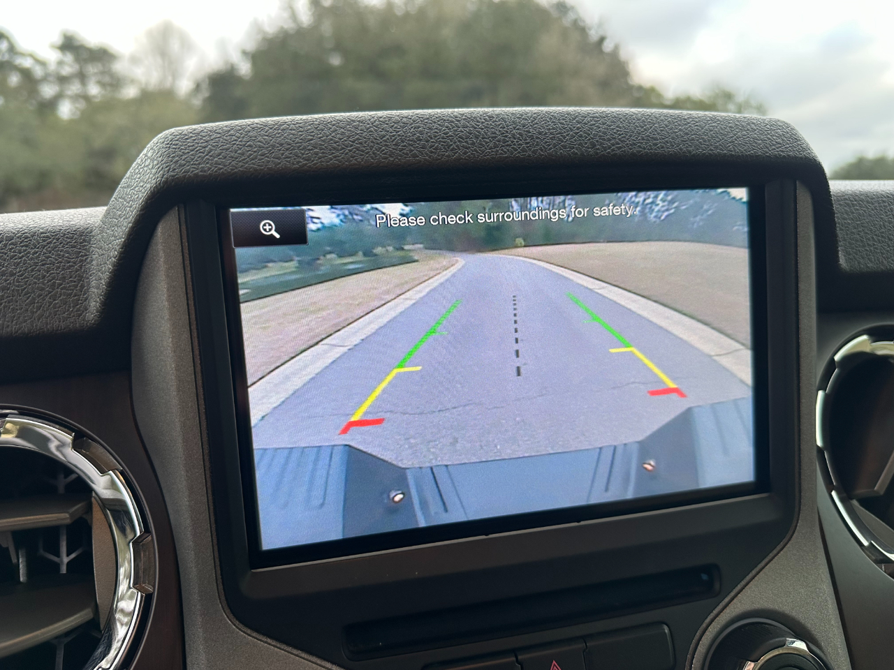 Ford Super Duty F-250 SRW 4WD Crew Cab 156" Lariat 2016