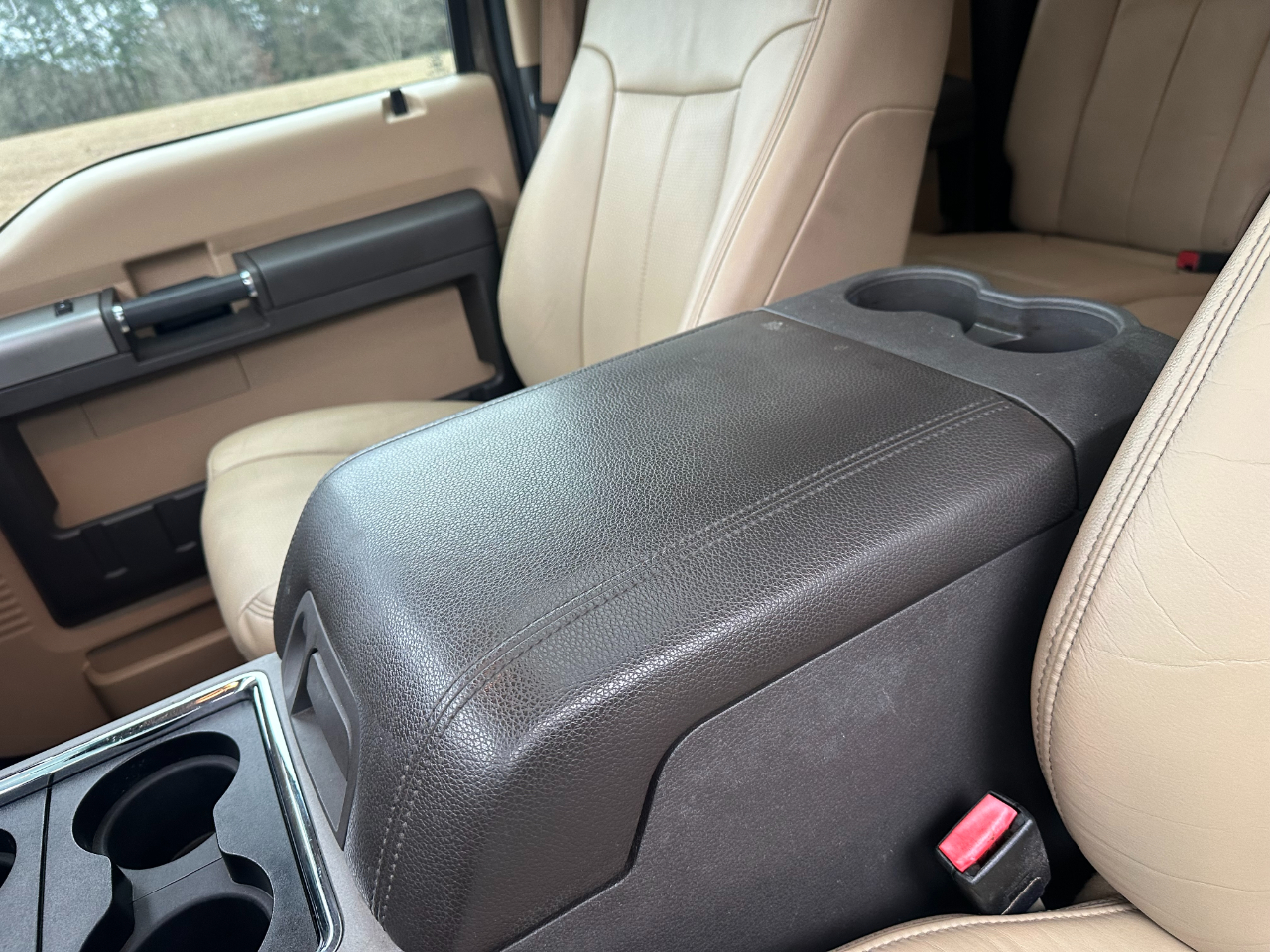 Ford Super Duty F-250 SRW 4WD Crew Cab 156" Lariat 2016