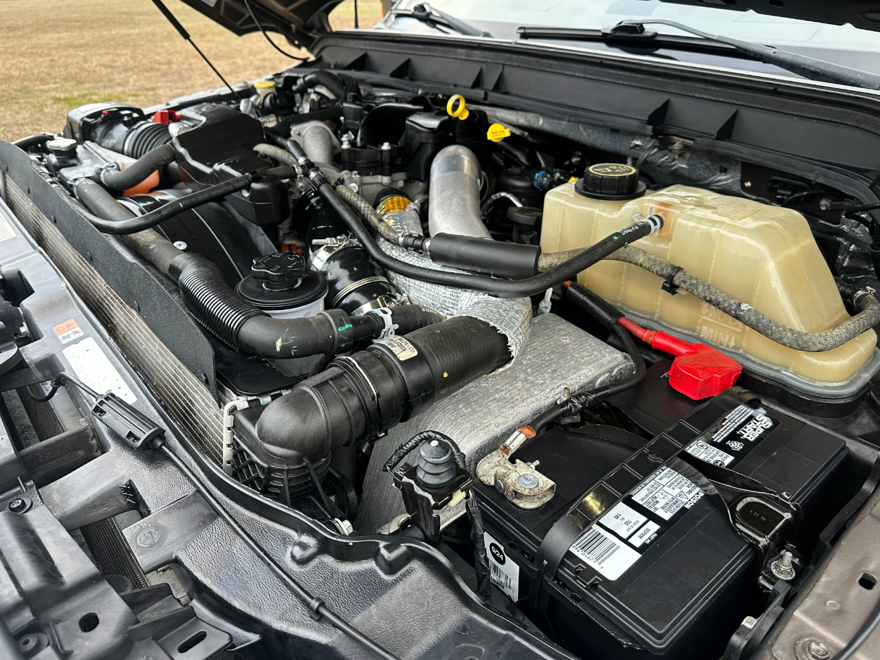 Ford Super Duty F-250 SRW 4WD Crew Cab 156" Lariat 2016