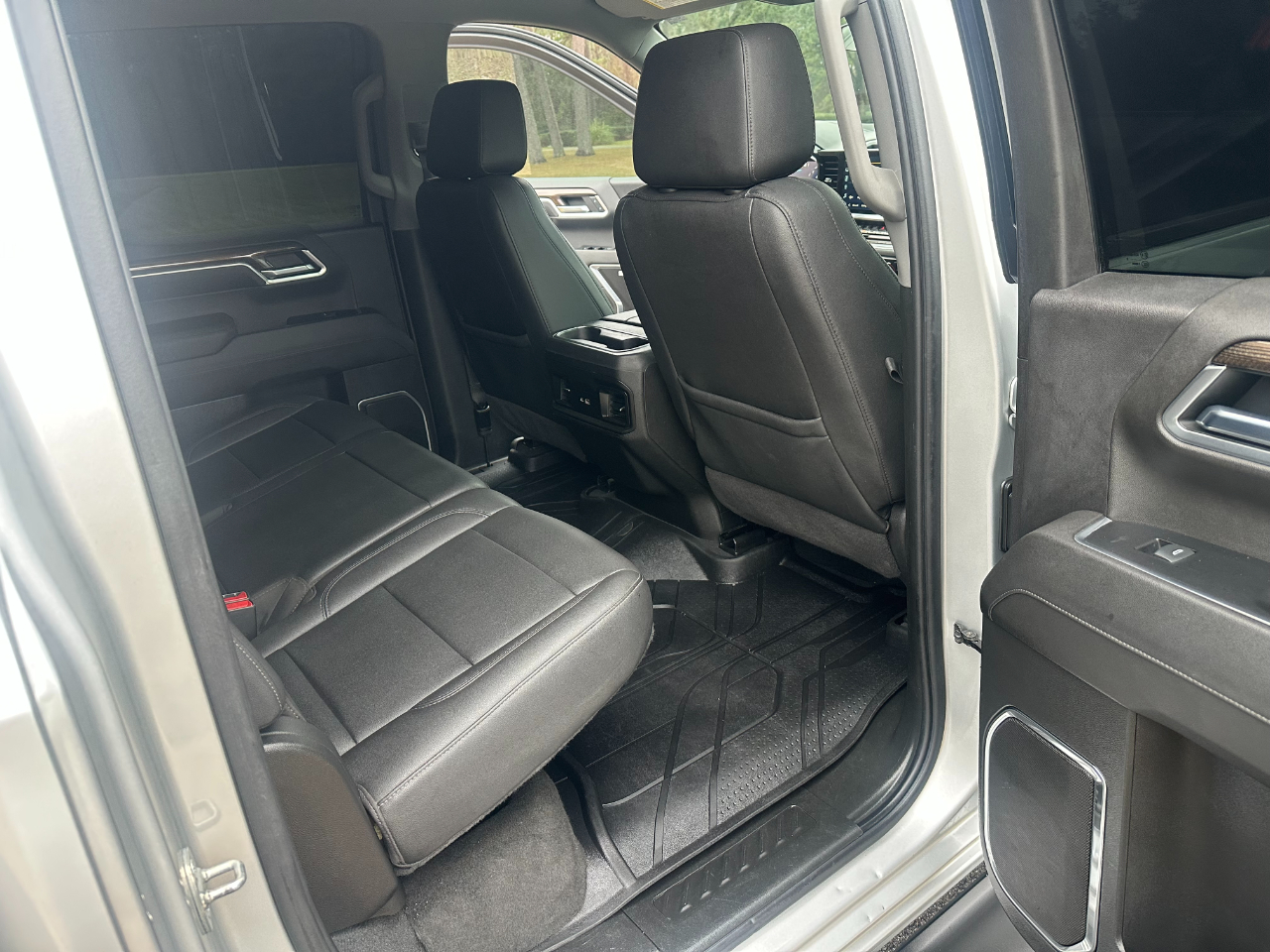 Chevrolet Silverado 1500 4WD Crew Cab 147" RST 2022