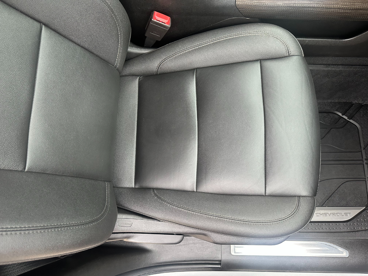 Chevrolet Silverado 1500 4WD Crew Cab 147" RST 2022