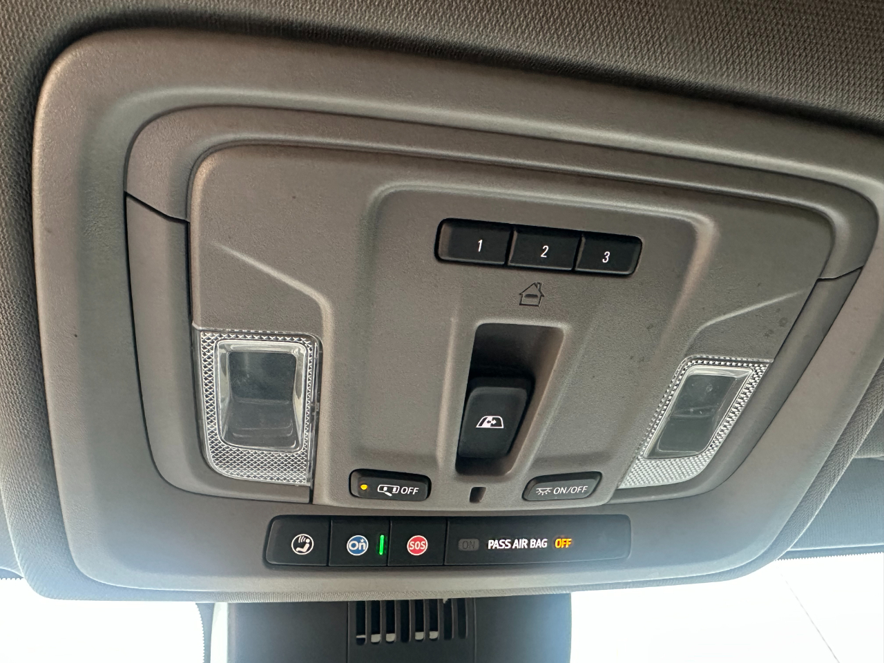 Chevrolet Silverado 1500 4WD Crew Cab 147" RST 2022