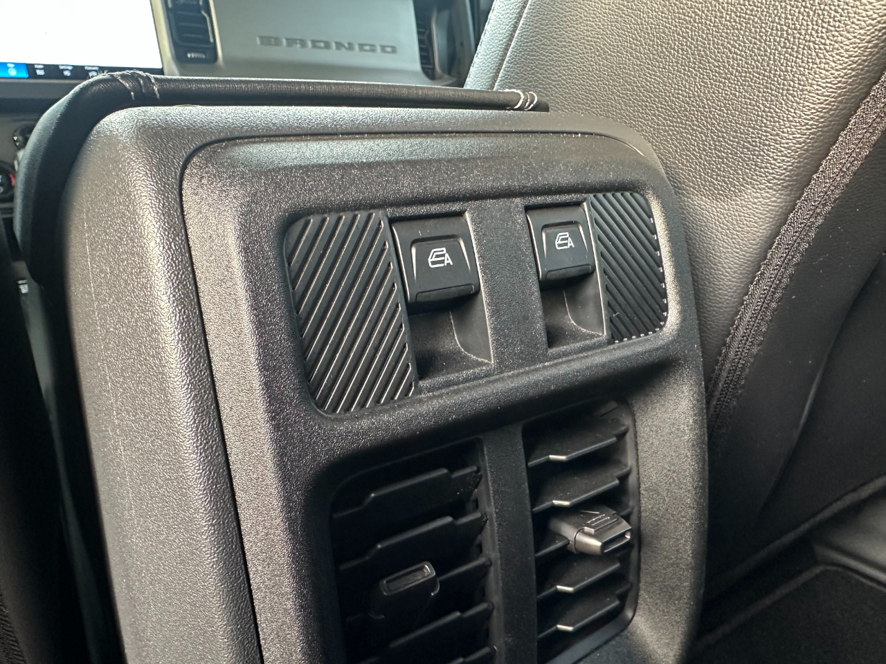 Ford Bronco Outer Banks 4 Door 4x4 2025