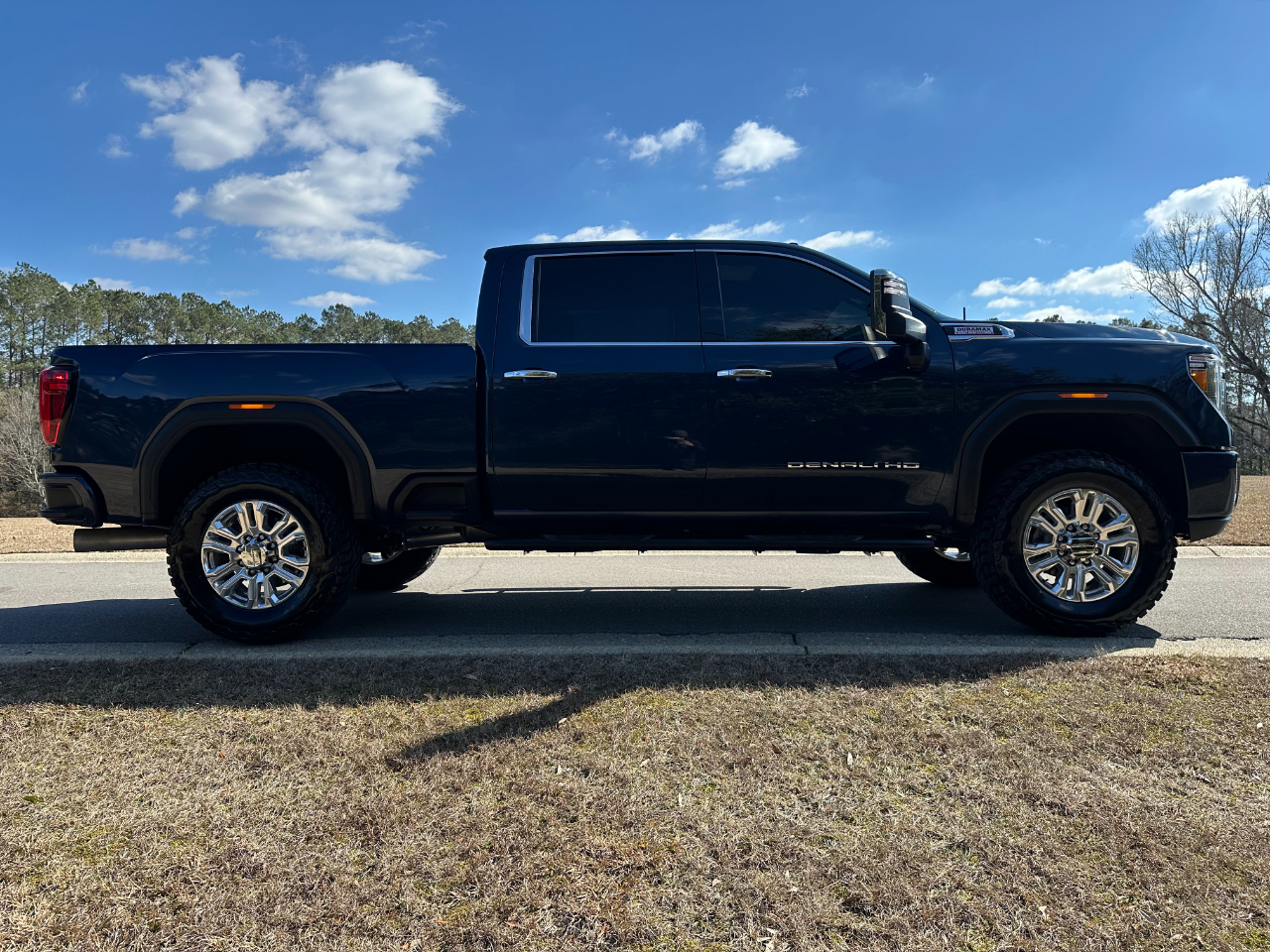 GMC Sierra 2500HD 4WD Crew Cab 159" Denali 2022
