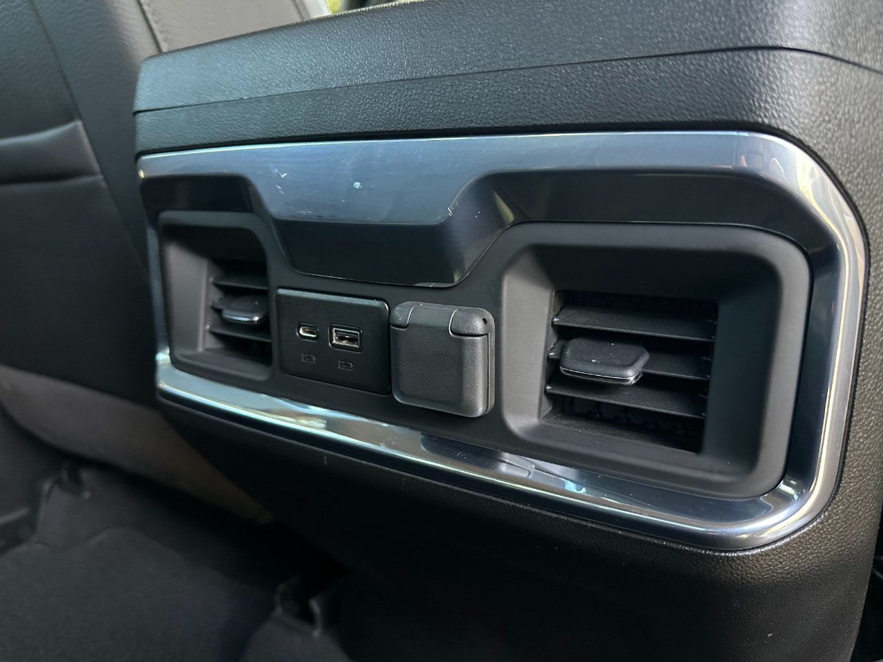 GMC Sierra 2500HD 4WD Crew Cab 159" Denali 2022