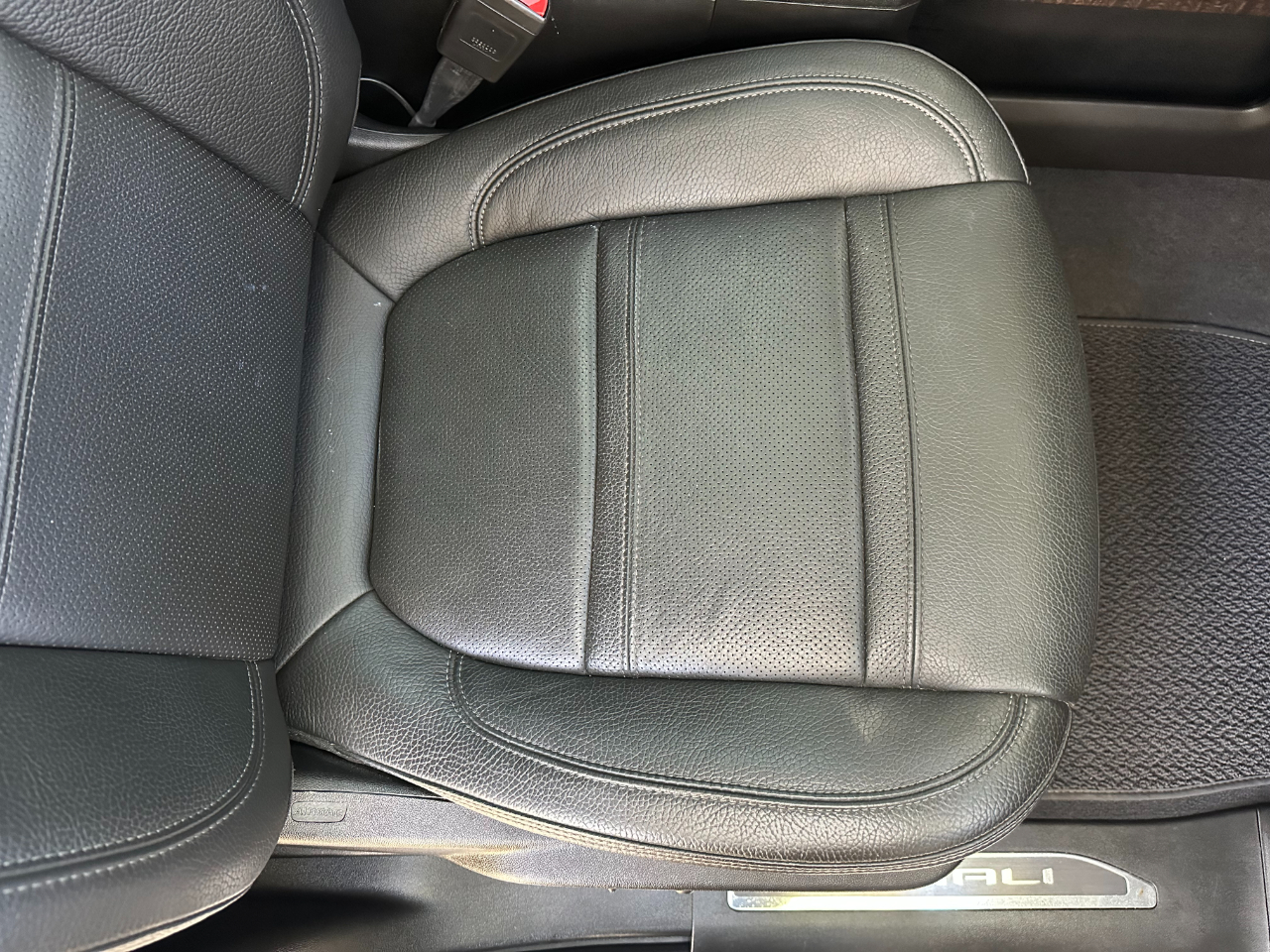 GMC Sierra 2500HD 4WD Crew Cab 159" Denali 2022