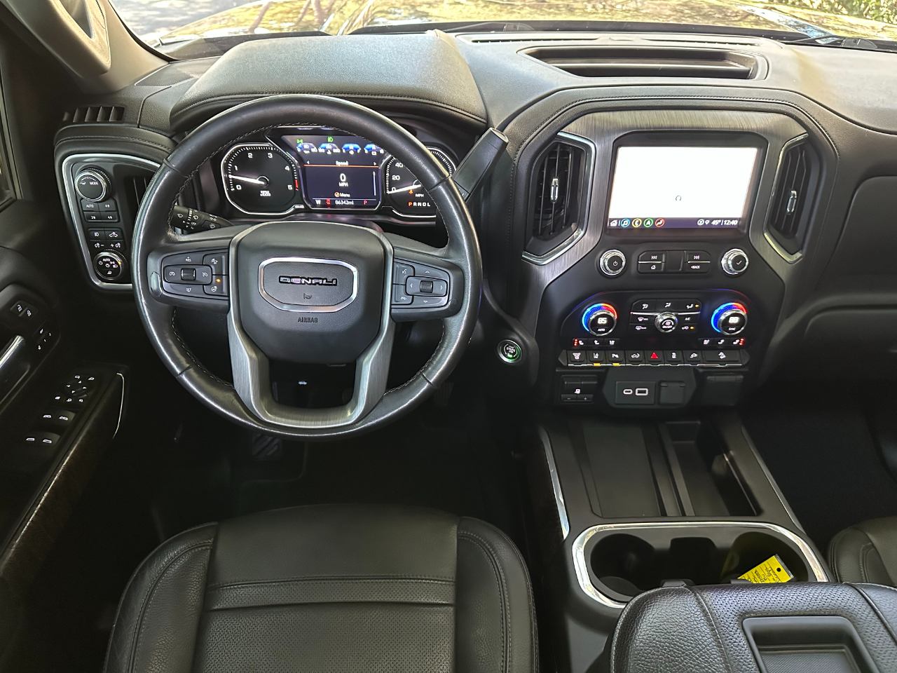 GMC Sierra 2500HD 4WD Crew Cab 159" Denali 2022