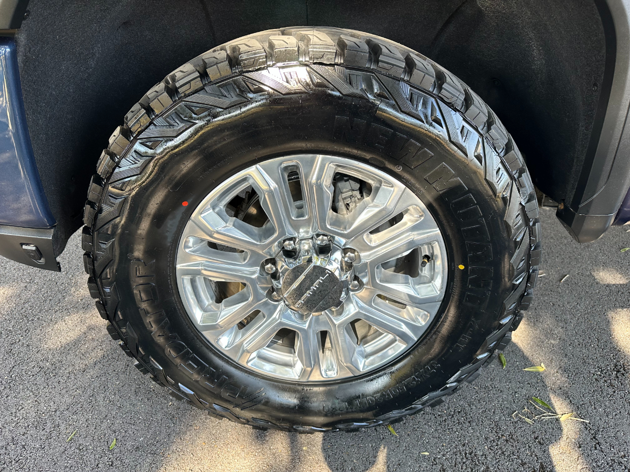 GMC Sierra 2500HD 4WD Crew Cab 159" Denali 2022