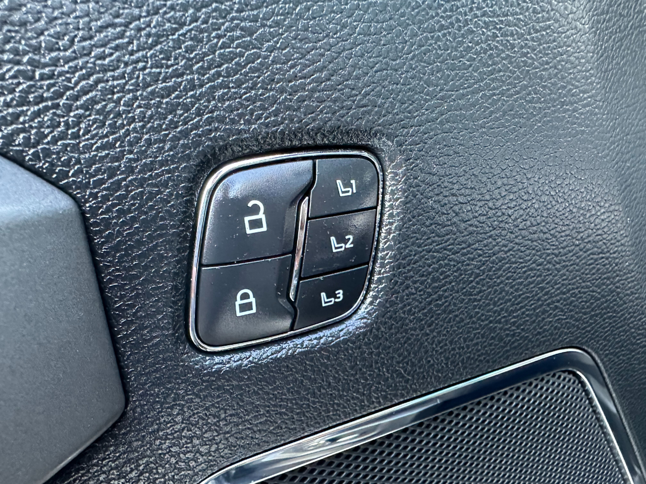 Ford Super Duty F-250 SRW Platinum 4WD Crew Cab 6.75' Box 2021