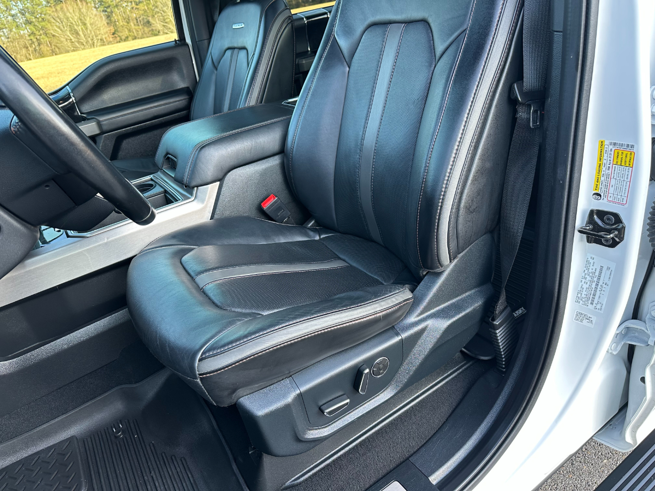 Ford Super Duty F-250 SRW Platinum 4WD Crew Cab 6.75' Box 2021