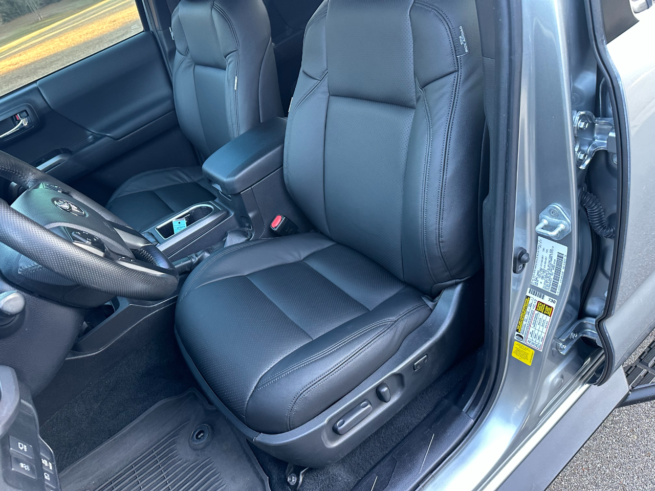 Toyota Tacoma 4WD TRD Sport Double Cab 5' Bed V6 AT (Natl) 2023