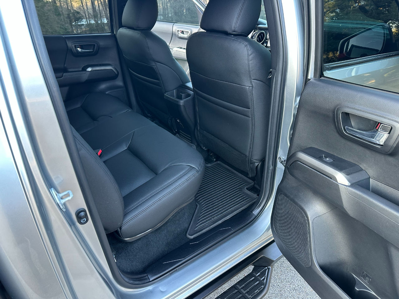 Toyota Tacoma 4WD TRD Sport Double Cab 5' Bed V6 AT (Natl) 2023