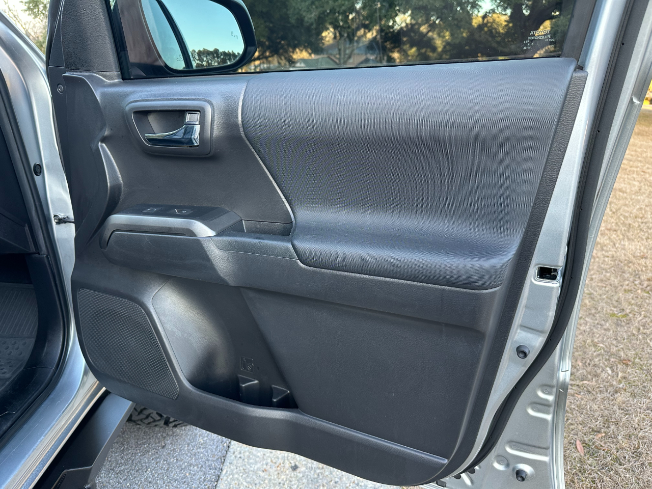 Toyota Tacoma 4WD TRD Sport Double Cab 5' Bed V6 AT (Natl) 2023