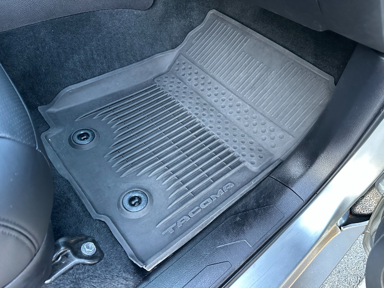 Toyota Tacoma 4WD TRD Sport Double Cab 5' Bed V6 AT (Natl) 2023