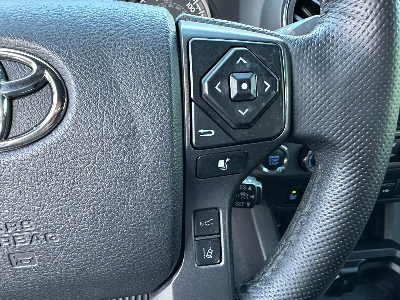 Toyota Tacoma 4WD TRD Sport Double Cab 5' Bed V6 AT (Natl) 2023