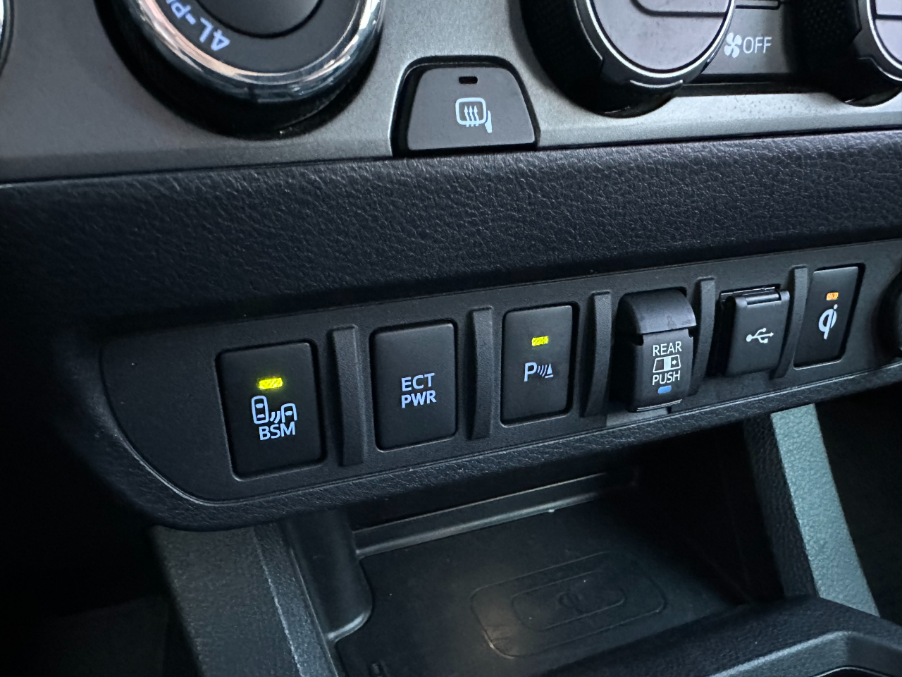 Toyota Tacoma 4WD TRD Sport Double Cab 5' Bed V6 AT (Natl) 2023