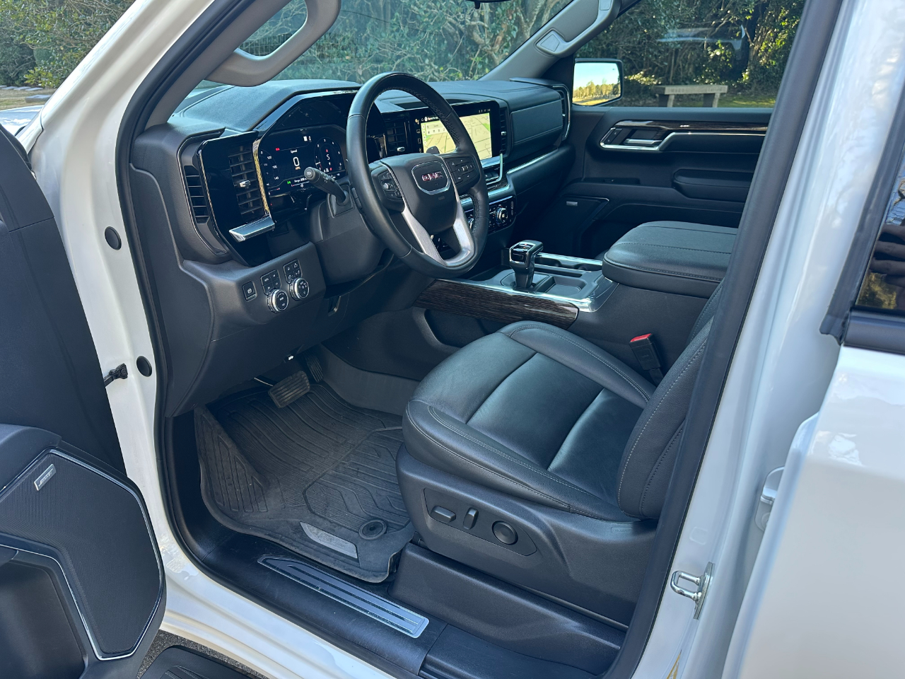 GMC Sierra 1500 4WD Crew Cab 147" Elevation w/3SB 2024