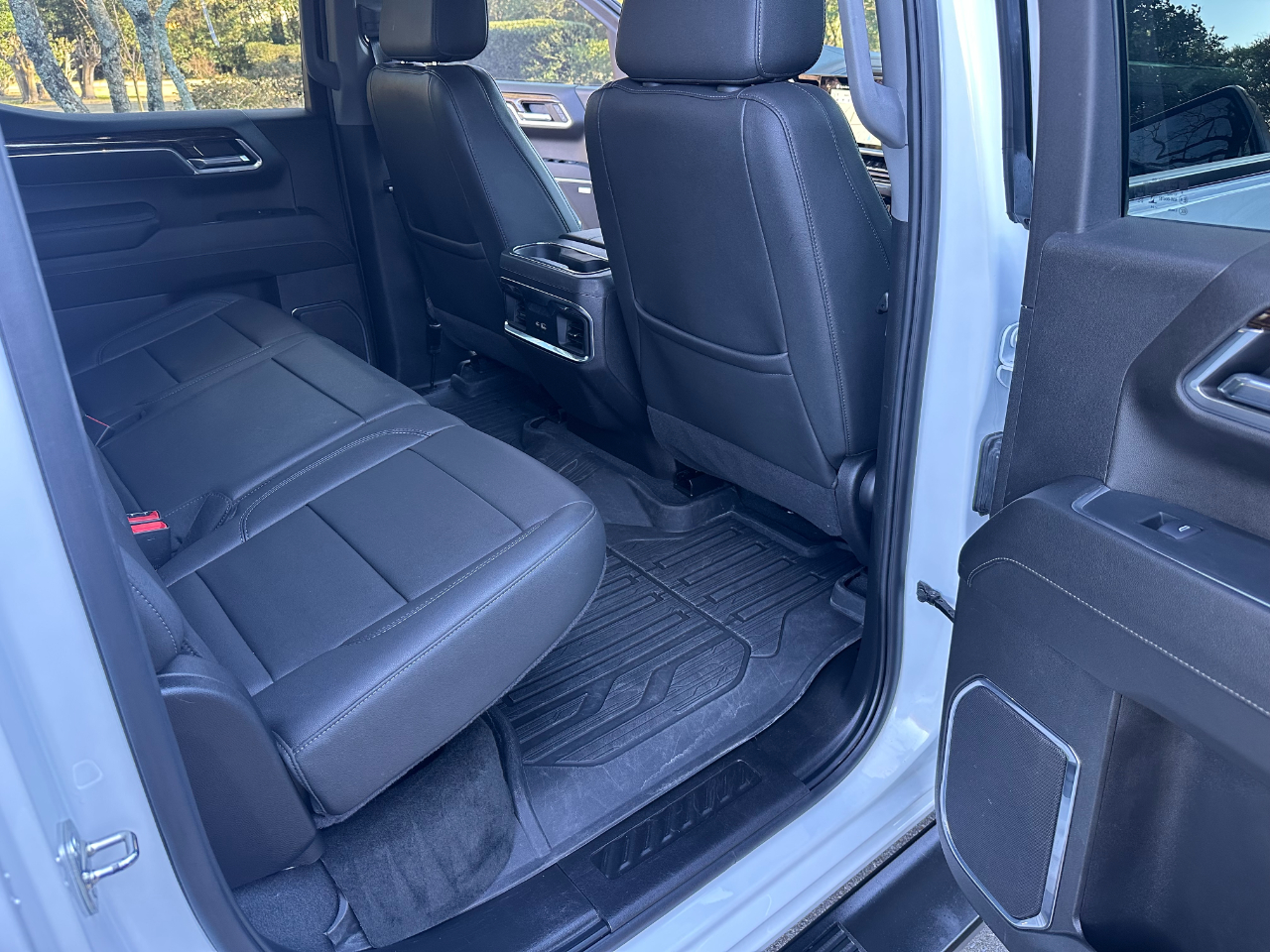 GMC Sierra 1500 4WD Crew Cab 147" Elevation w/3SB 2024