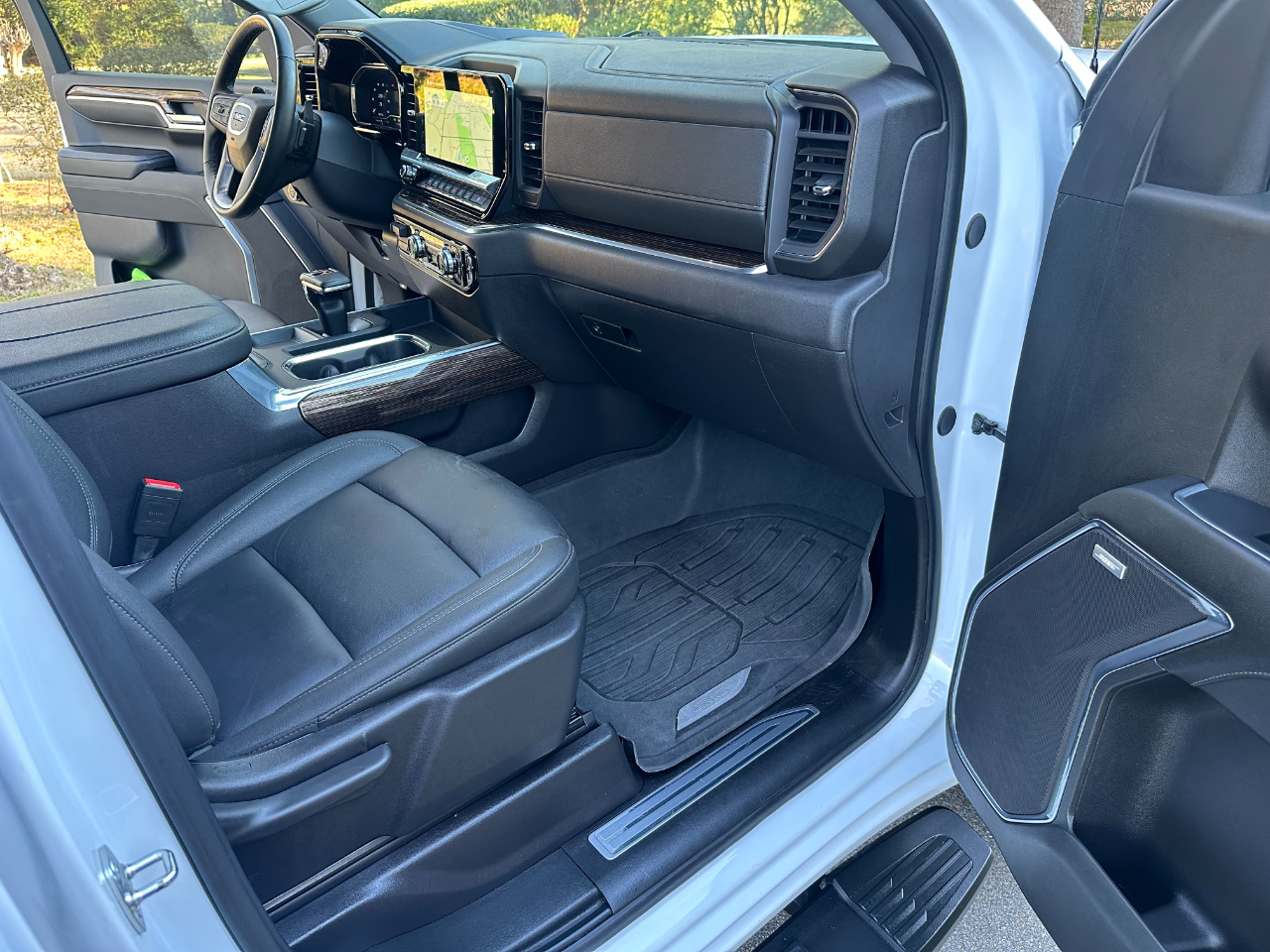 GMC Sierra 1500 4WD Crew Cab 147" Elevation w/3SB 2024