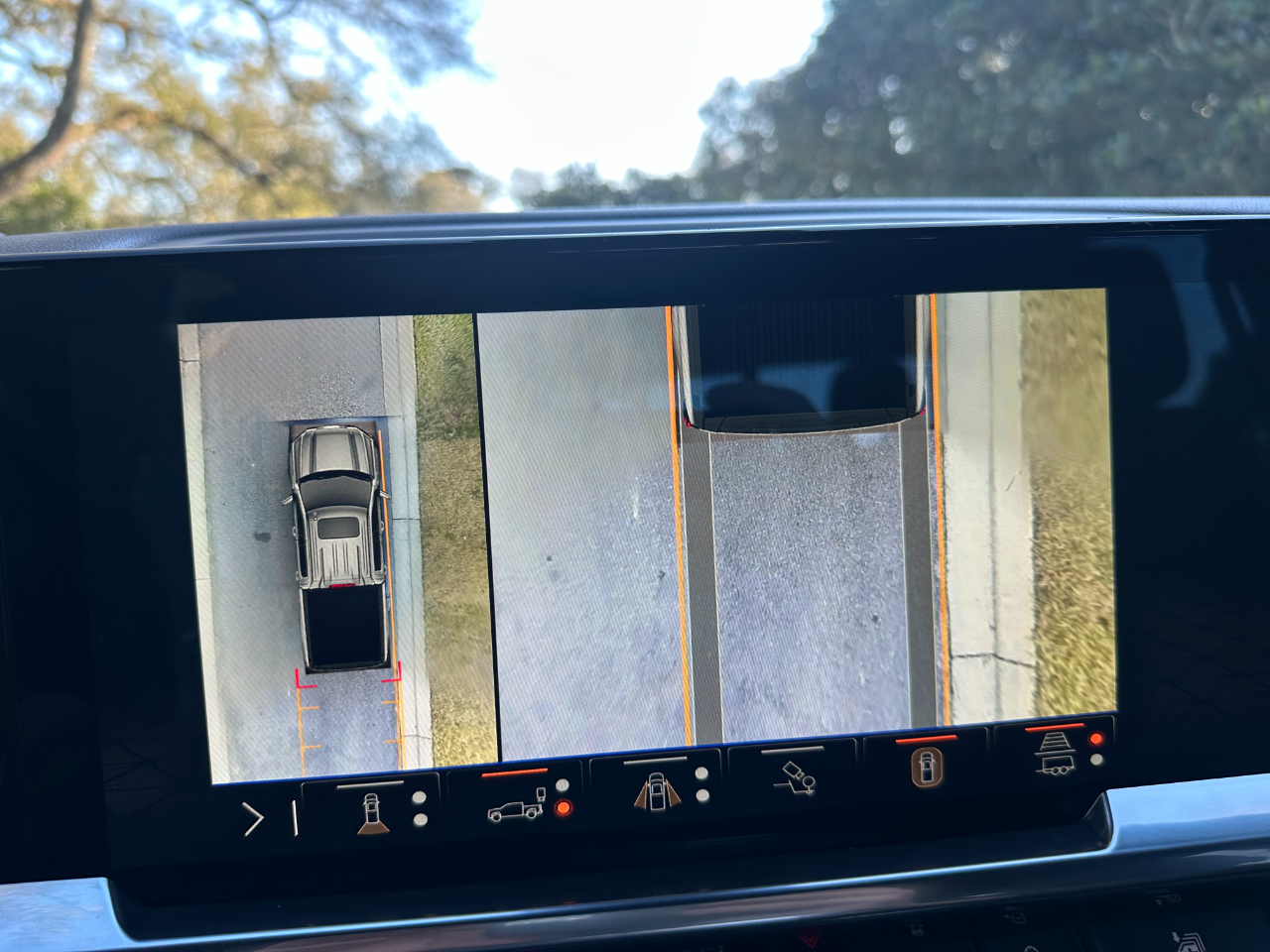 GMC Sierra 1500 4WD Crew Cab 147" Elevation w/3SB 2024