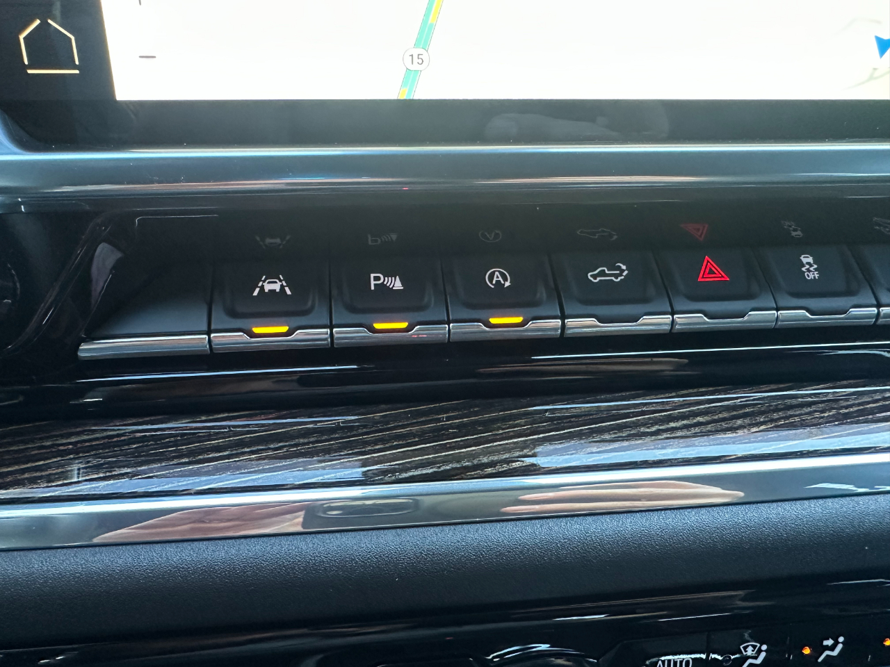 GMC Sierra 1500 4WD Crew Cab 147" Elevation w/3SB 2024