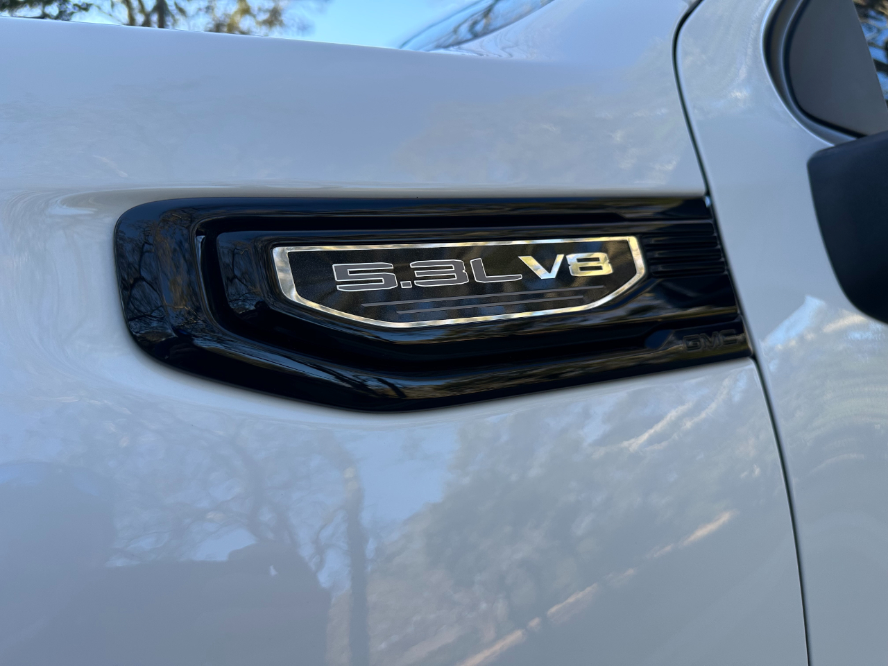 GMC Sierra 1500 4WD Crew Cab 147" Elevation w/3SB 2024