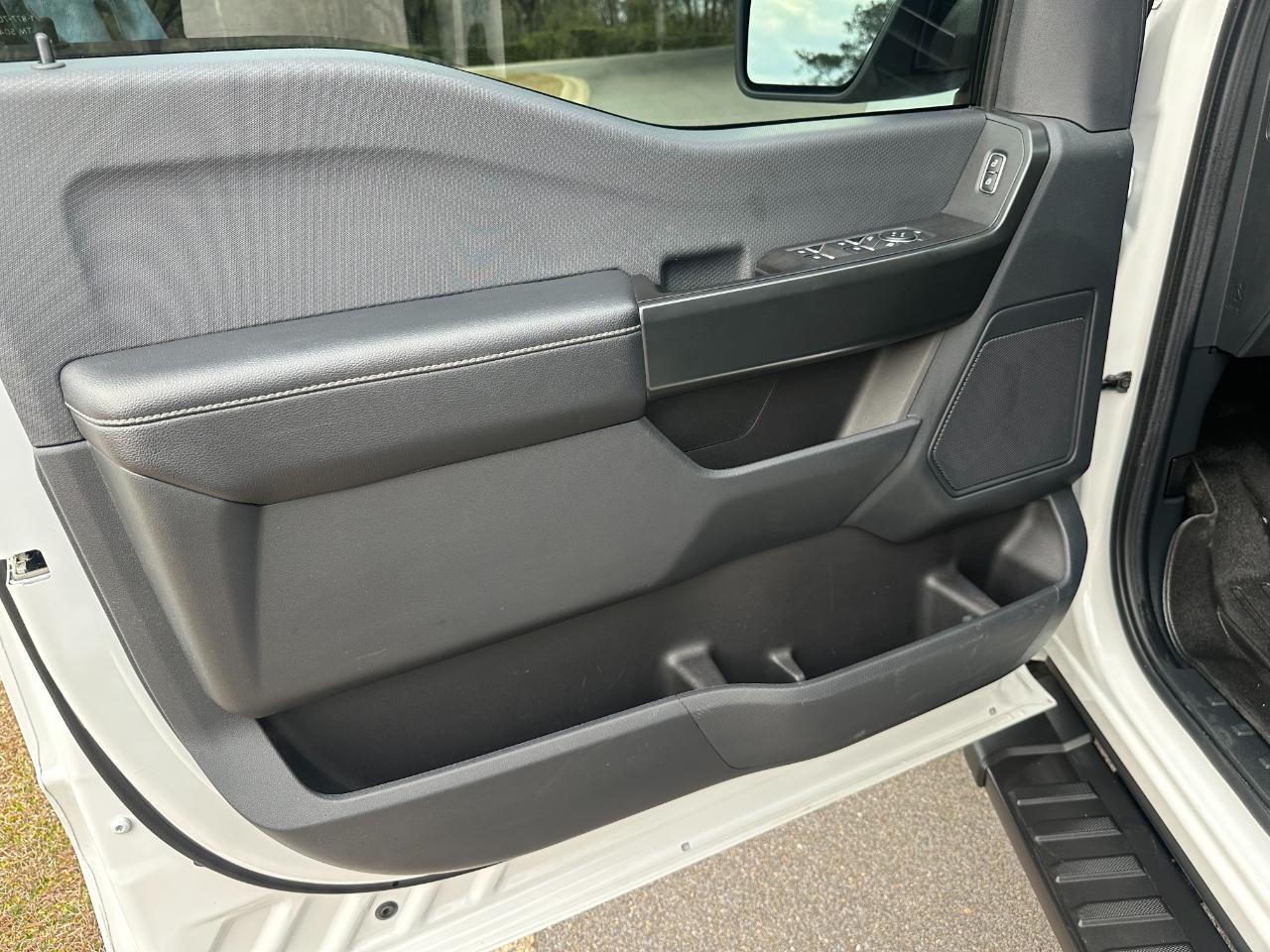 Ford F-150 STX 4WD SuperCrew 5.5' Box 2024