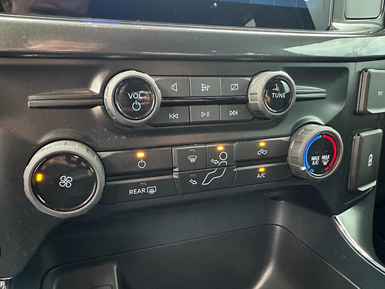 Ford F-150 STX 4WD SuperCrew 5.5' Box 2024