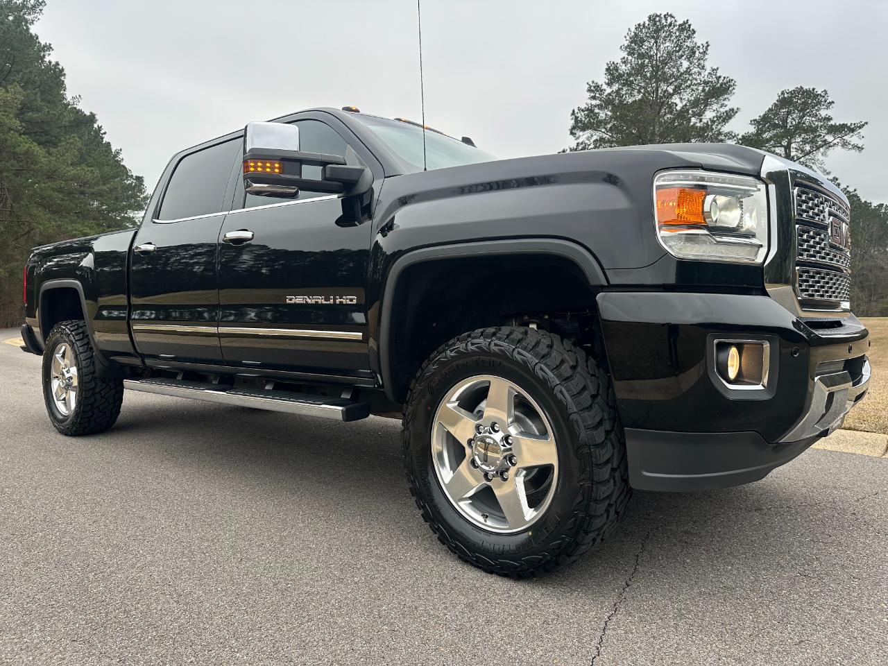 GMC Sierra 3500HD 4WD Crew Cab 153.7" Denali 2019