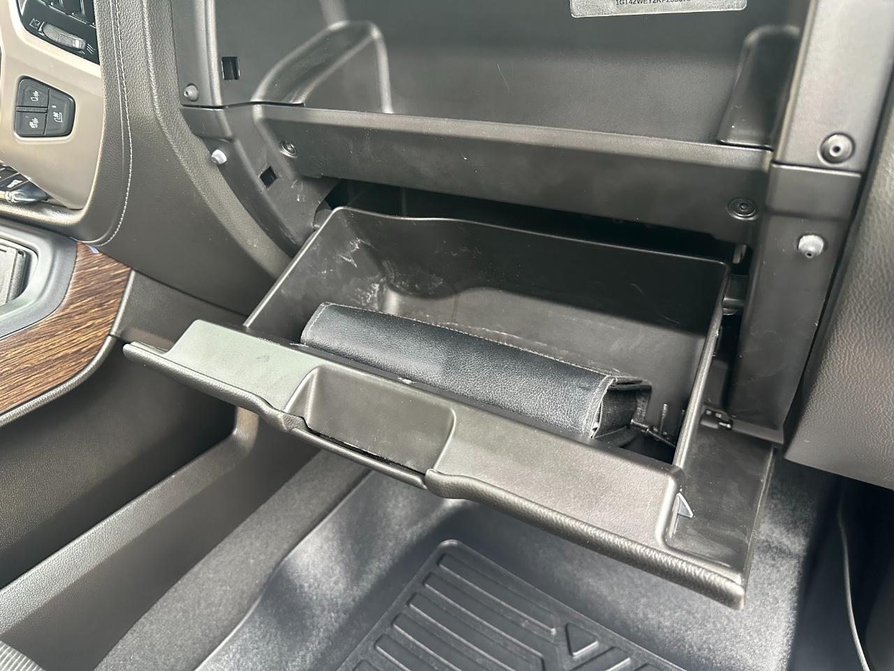 GMC Sierra 3500HD 4WD Crew Cab 153.7" Denali 2019