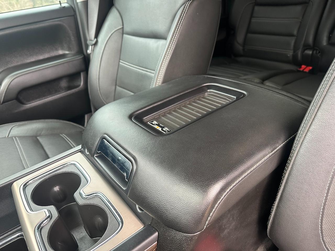 GMC Sierra 3500HD 4WD Crew Cab 153.7" Denali 2019