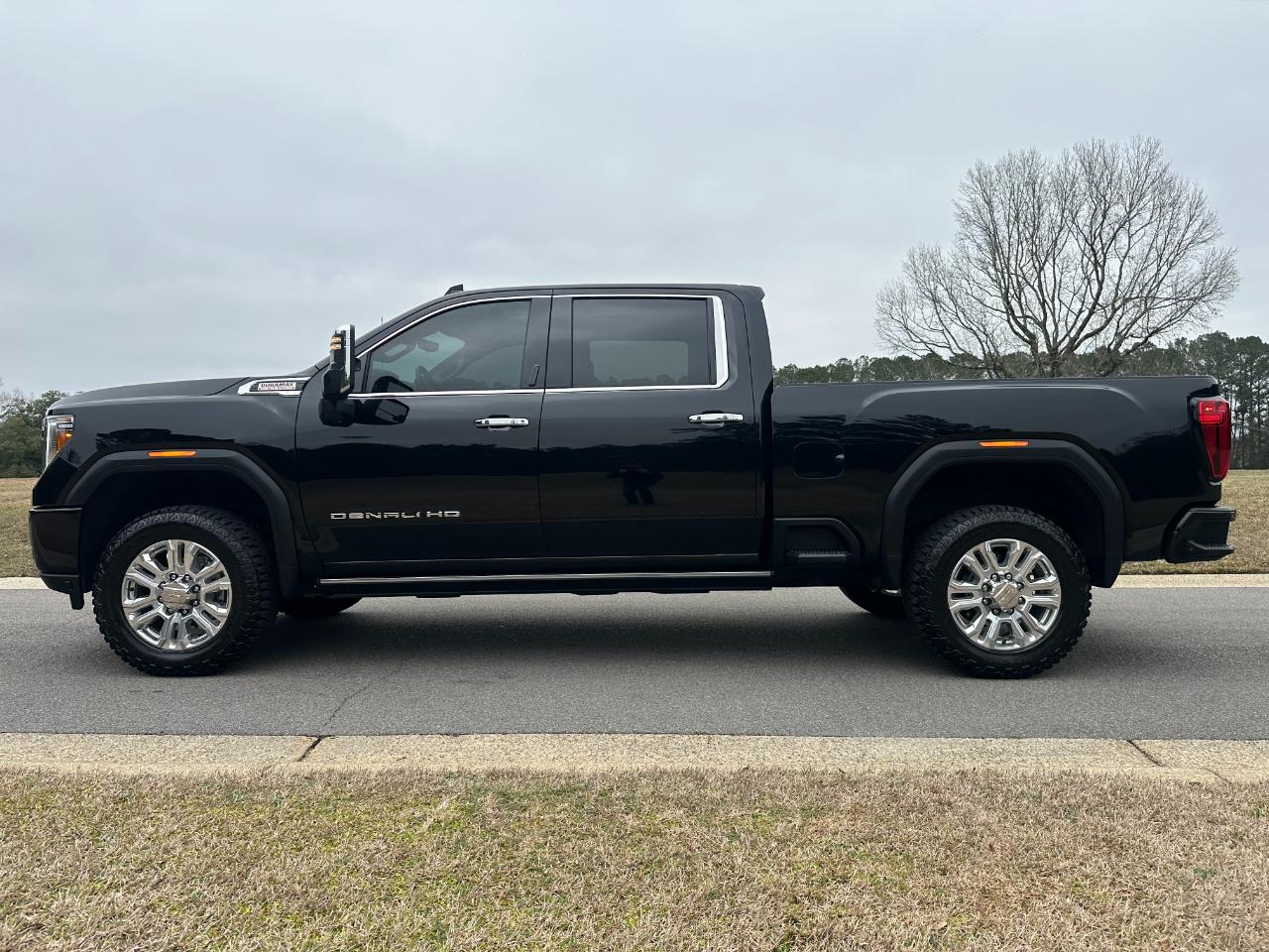 GMC Sierra 2500HD 4WD Crew Cab 159" Denali 2023
