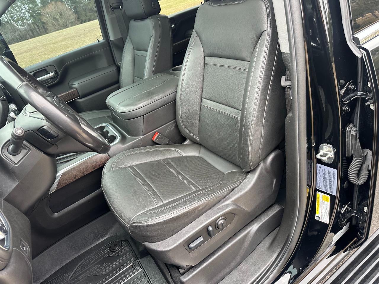 GMC Sierra 2500HD 4WD Crew Cab 159" Denali 2023