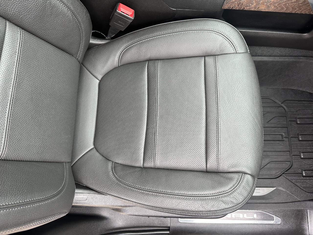 GMC Sierra 2500HD 4WD Crew Cab 159" Denali 2023