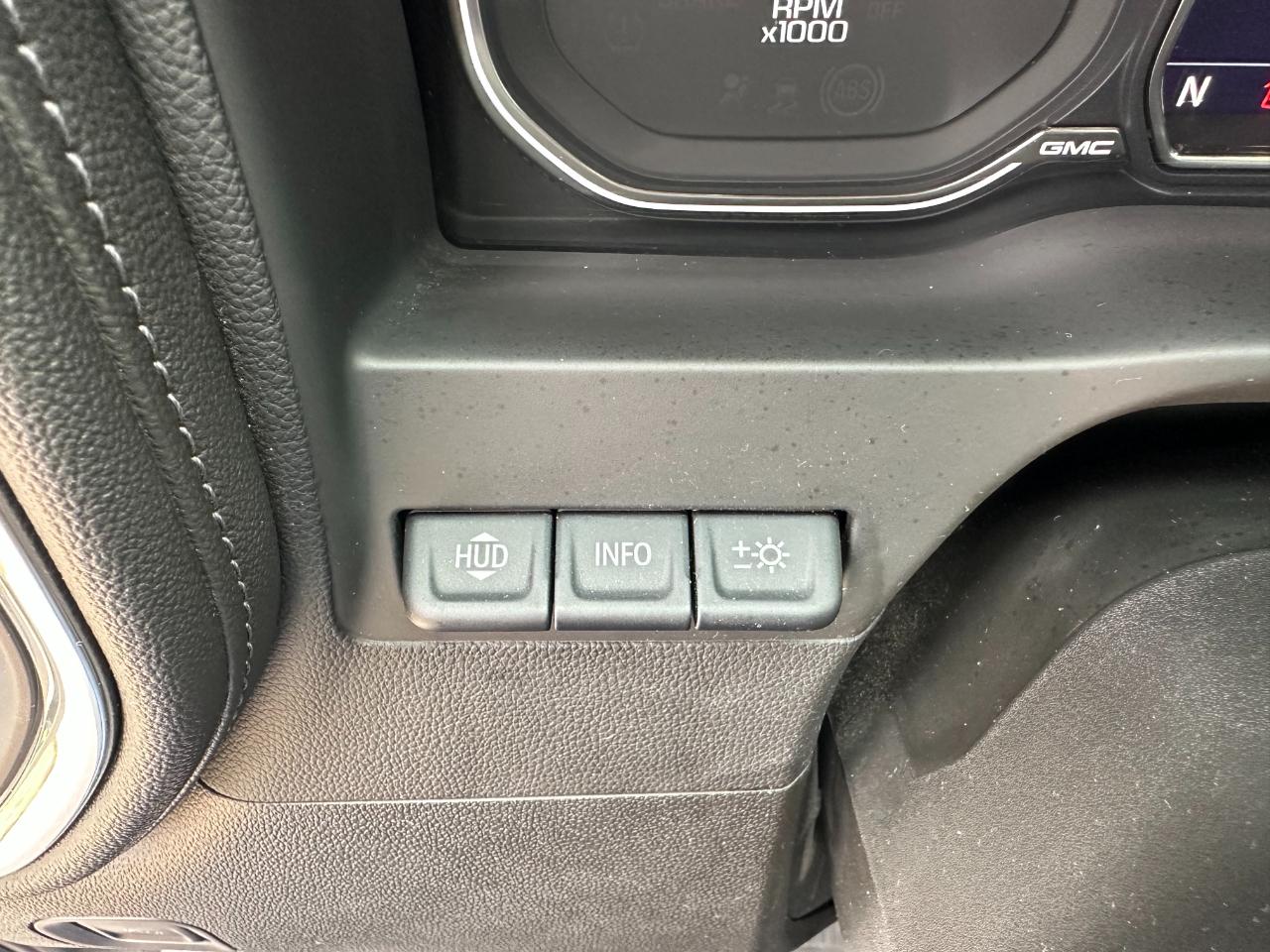 GMC Sierra 2500HD 4WD Crew Cab 159" Denali 2023