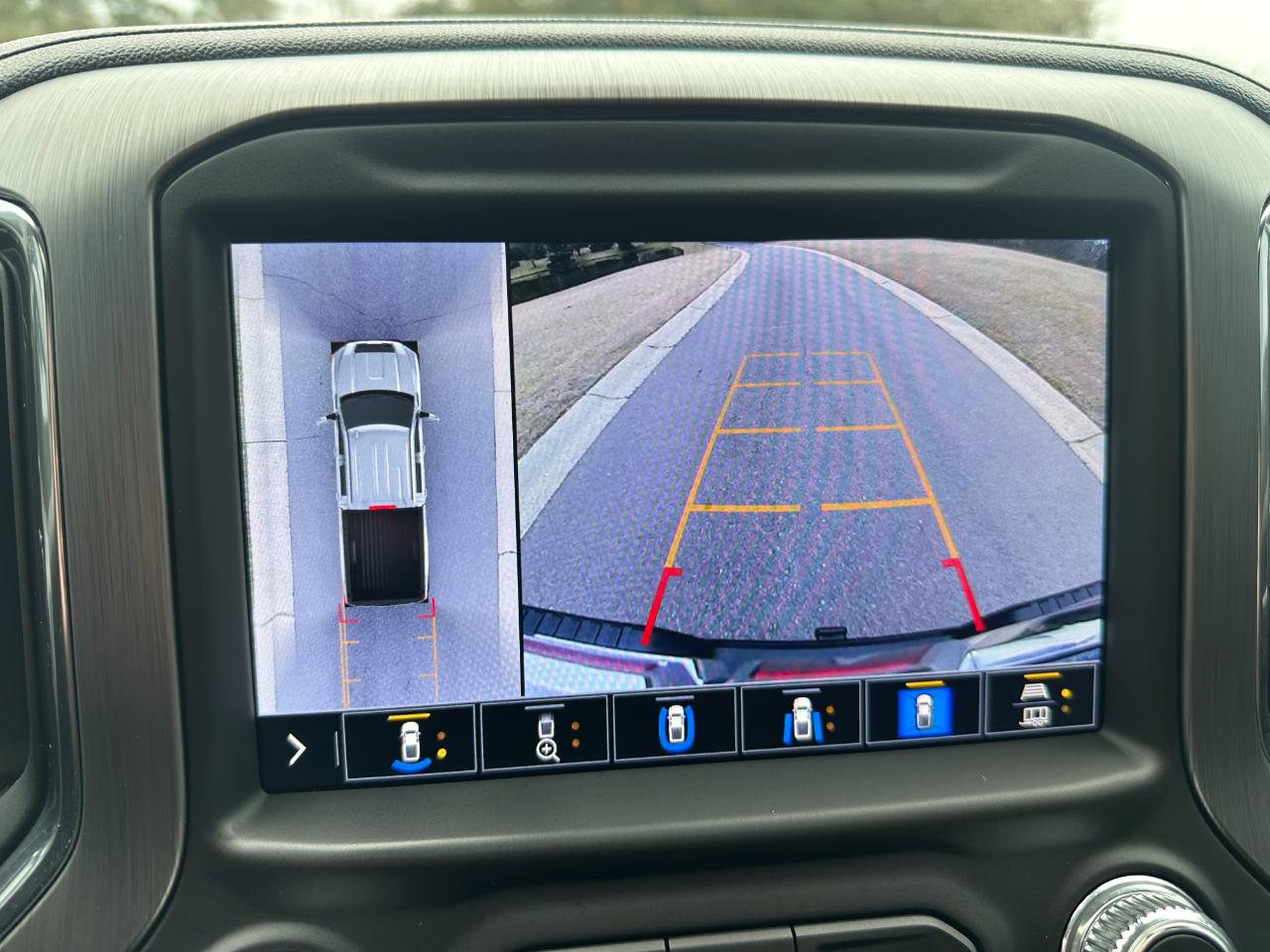 GMC Sierra 2500HD 4WD Crew Cab 159" Denali 2023