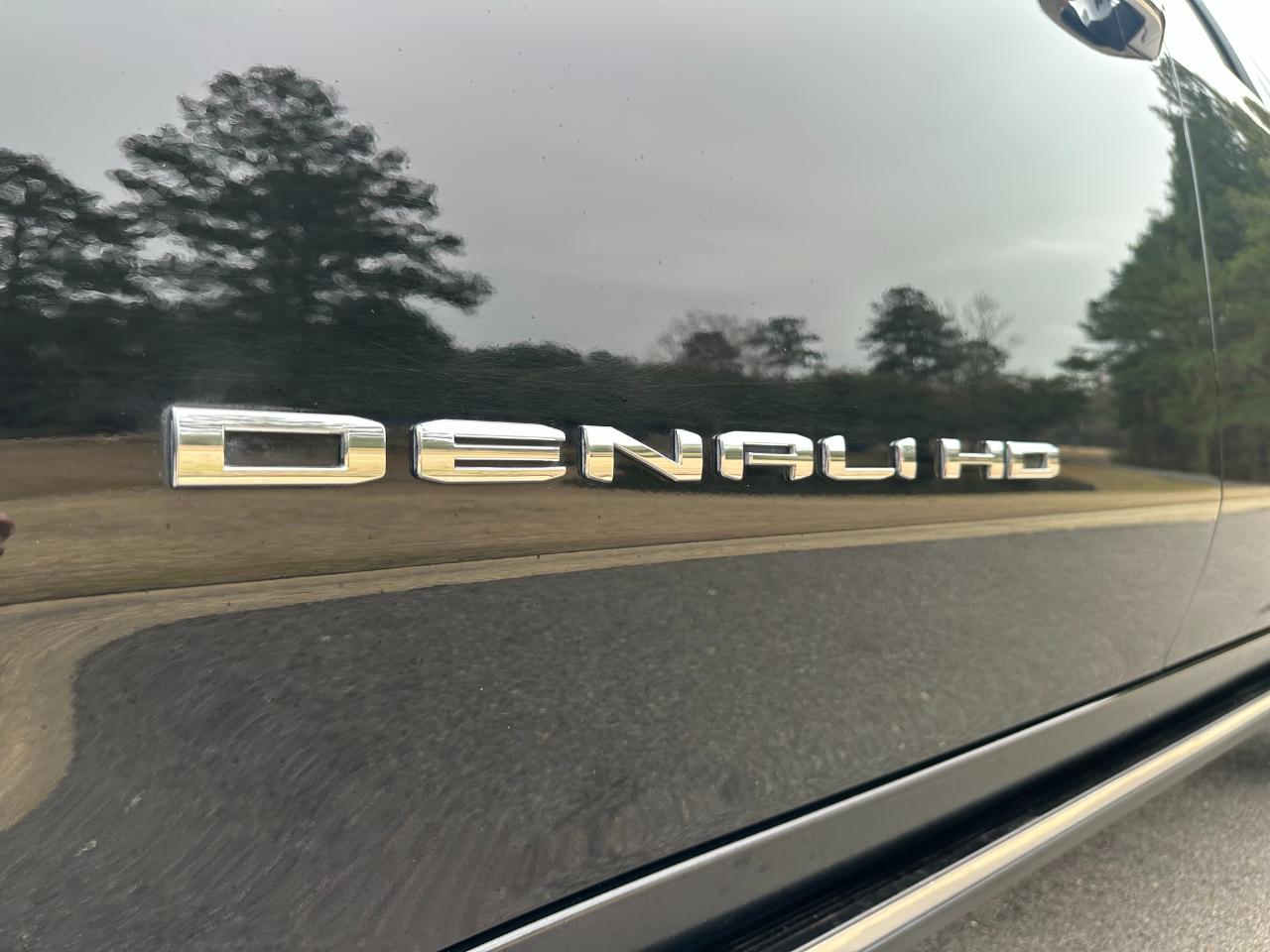 GMC Sierra 2500HD 4WD Crew Cab 159" Denali 2023