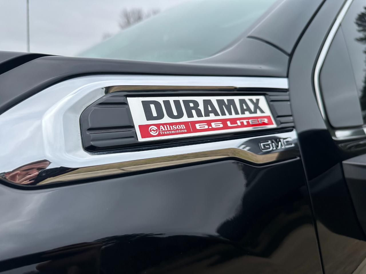 GMC Sierra 2500HD 4WD Crew Cab 159" Denali 2023