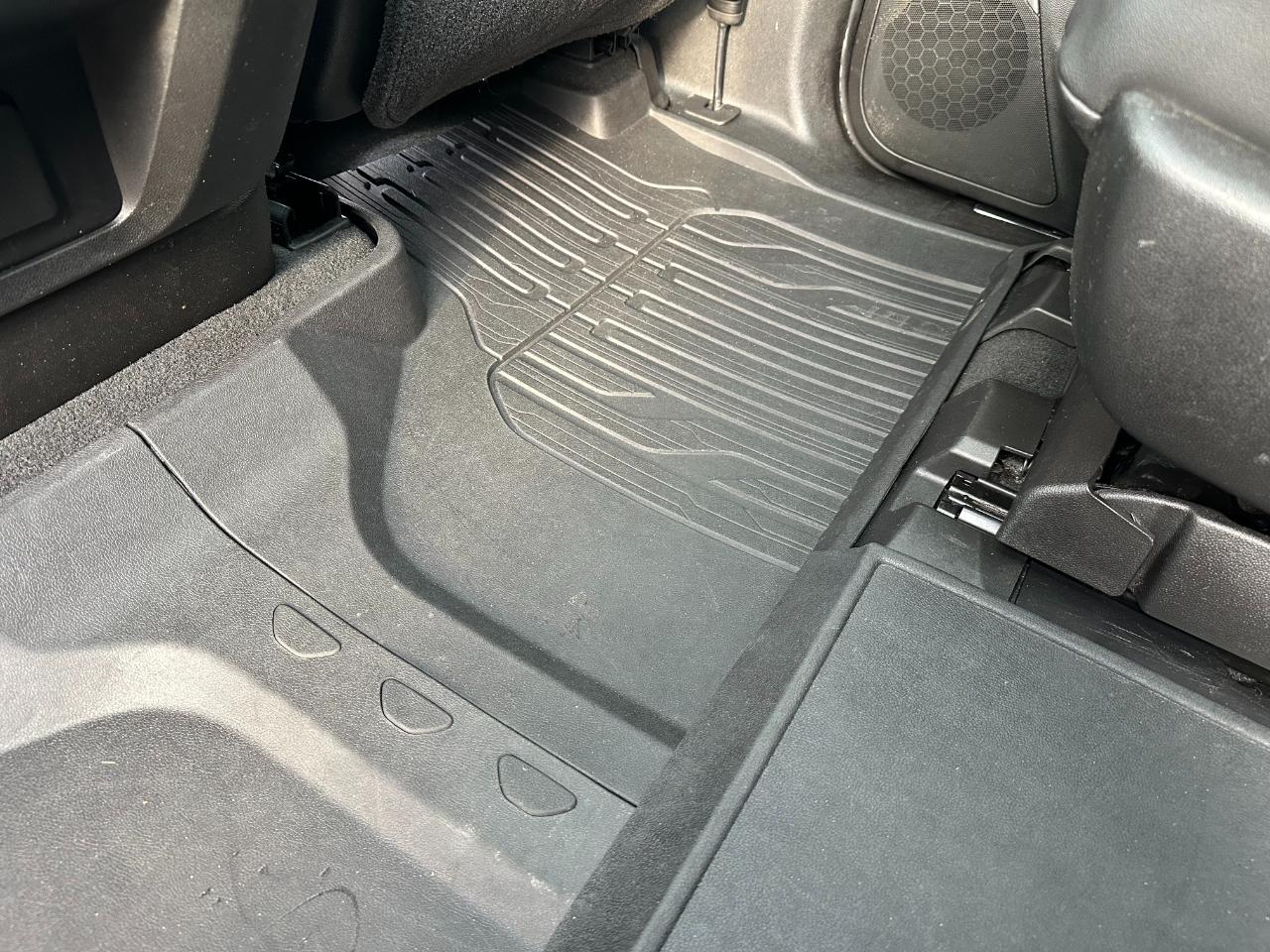 GMC Yukon 4WD 4dr AT4 2021