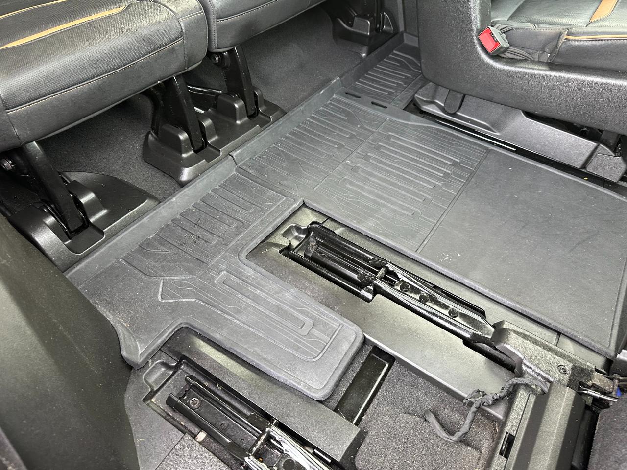 GMC Yukon 4WD 4dr AT4 2021